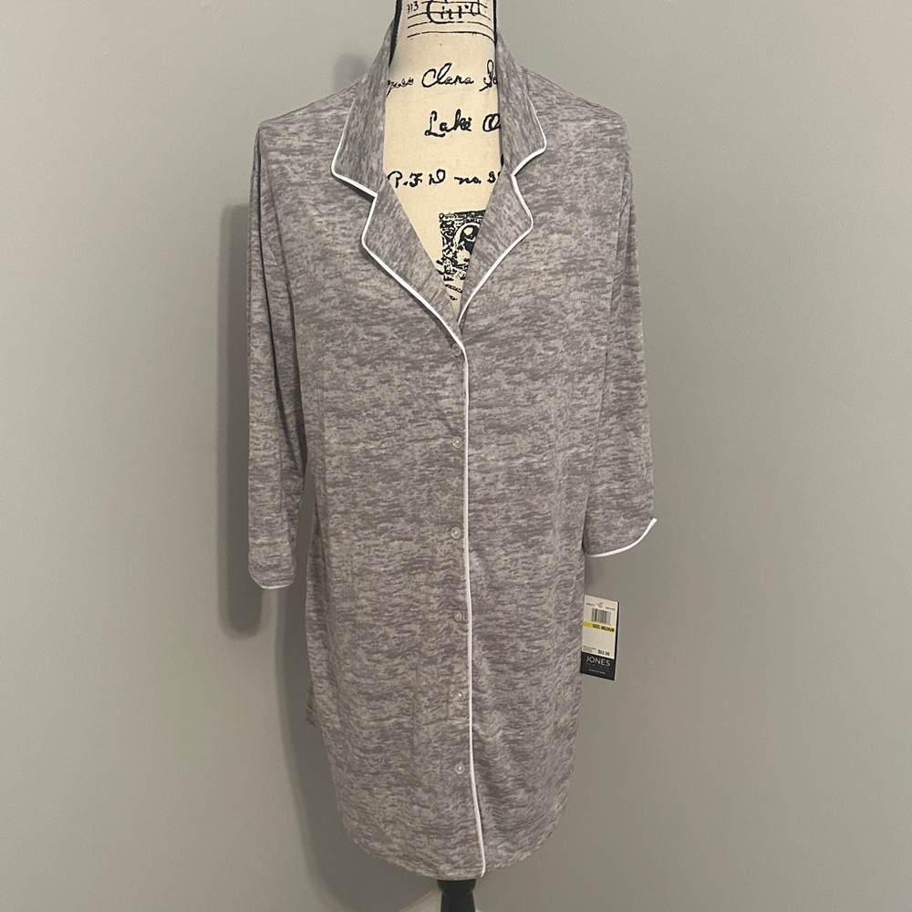 Jones New York Signature Robe NWT
